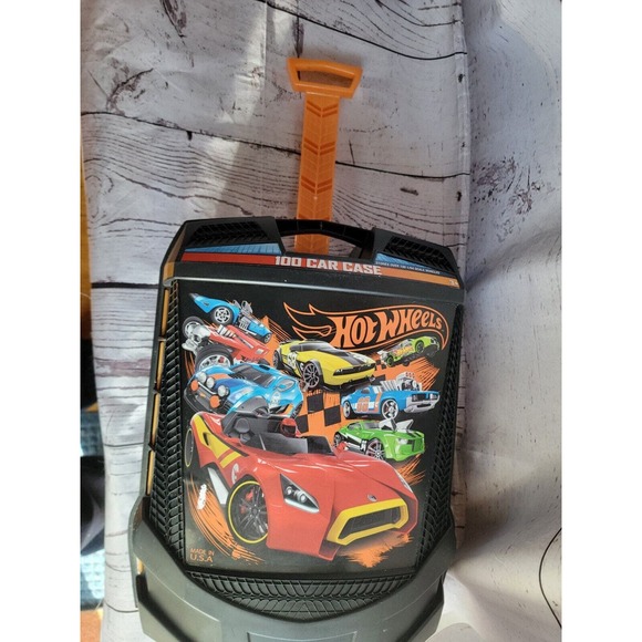 Hot Wheels 100 Car Rolling Storage Case, Retractable Handle + 11 Random Cars - Picture 3 of 12